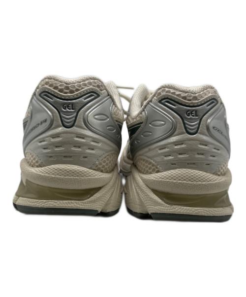 asics（アシックス）asics (アシックス) ローカットスニーカー ホワイト サイズ:23.5cmの古着・服飾アイテム