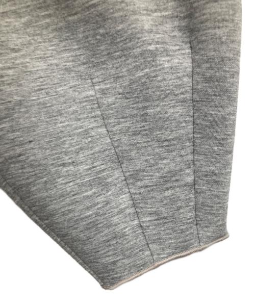 Adam et Rope（アダム エ ロペ）Adam et Rope (アダム エ ロペ) ペプラムダンボールカーディガン グレー サイズ:Freeの古着・服飾アイテム