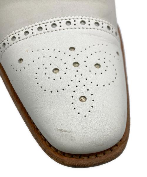 CHEANEY（チーニー）CHEANEY (チーニー) ウィングチップシューズ ホワイト×グレー サイズ:7 1/2の古着・服飾アイテム
