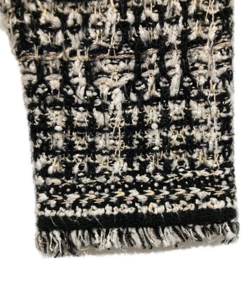 DoCLASSE（ドゥクラッセ）DoCLASSE (ドゥクラッセ) ツイーディニット・フリンジジャケット ホワイト×ブラック サイズ:Mの古着・服飾アイテム