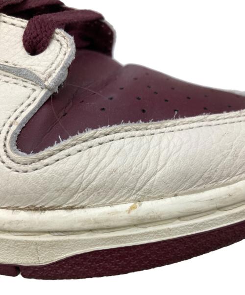 NIKE（ナイキ）NIKE (ナイキ) ローカットスニーカー ベージュ×ボルドー サイズ:27.5cmの古着・服飾アイテム