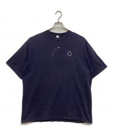 OLD FOLK HOUSE（オールドフォークハウス）の古着「ロゴスタッズTシャツ / Circle Logo Studs T-shirt」｜ネイビー