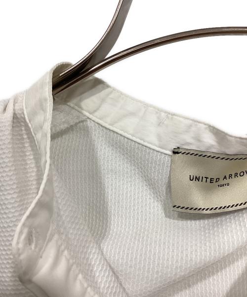 UNITED ARROWS TOKYO（ユナイテッドアローズトウキョウ）UNITED ARROWS TOKYO (ユナイテッドアローズトウキョウ) ピンタックショートスリーブブラウス ホワイト サイズ:サイズ記載なしの古着・服飾アイテム