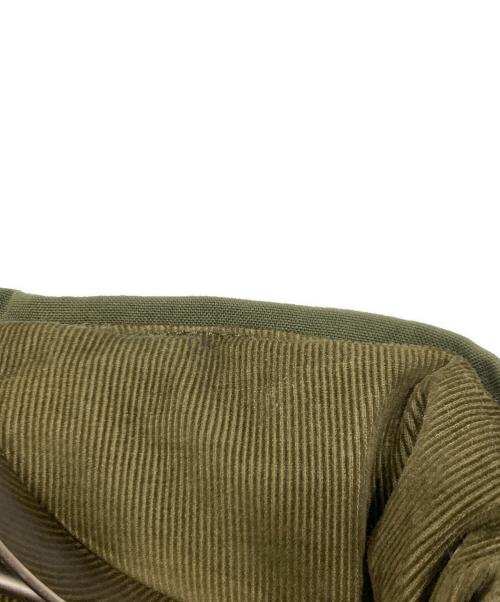 WHITE MOUNTAINEERING（ホワイトマウンテ二アニング）WHITE MOUNTAINEERING (ホワイトマウンテ二アニング) ダウンジャケット グリーンの古着・服飾アイテム