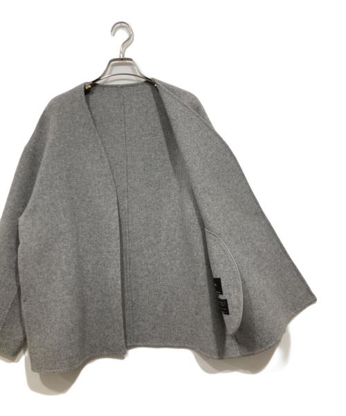 23区（ニジュウサンク）23区 (ニジュウサンク) ノーカラーリバージャケット グレー サイズ:38の古着・服飾アイテム