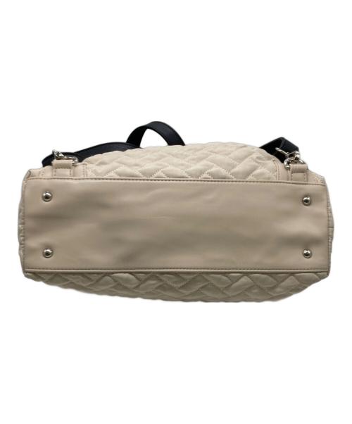 ear PAPILLONNER（イアパピヨネ）ear PAPILLONNER (イアパピヨネ) 3WAYキルティングバッグ ベージュの古着・服飾アイテム