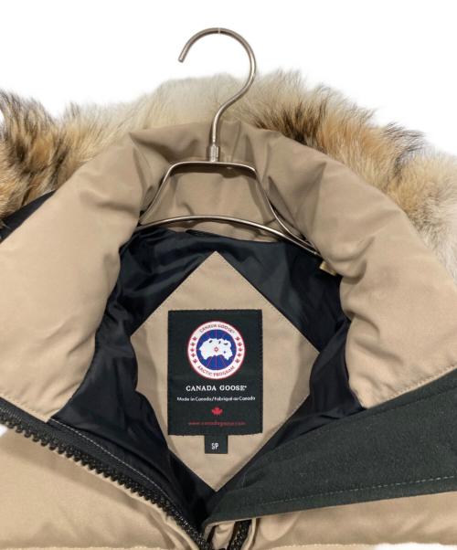 CANADA GOOSE（カナダグース）CANADA GOOSE (カナダグース) ダウンジャケット /  BELLEVILLE PARKA / ベルビルパーカ ベージュ サイズ:Sの古着・服飾アイテム