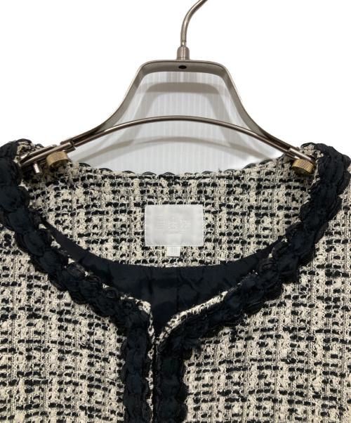 自由区（ジユウク）自由区 (ジユウク) ノーカラーツイードジャケット ベージュ×ブラック サイズ:48の古着・服飾アイテム