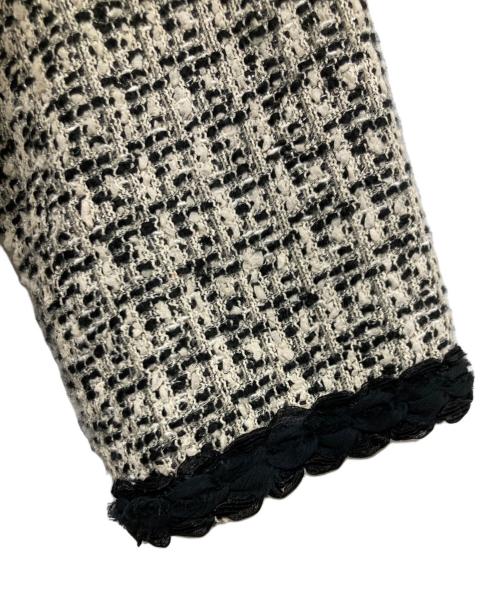 自由区（ジユウク）自由区 (ジユウク) ノーカラーツイードジャケット ベージュ×ブラック サイズ:48の古着・服飾アイテム