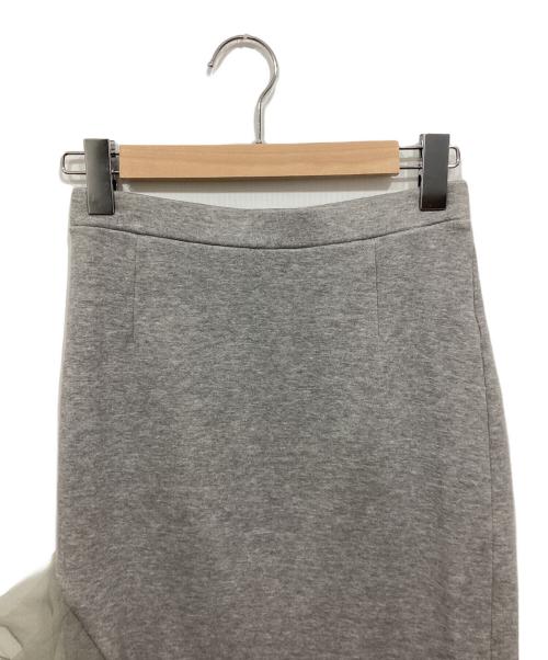 UN3D.（アンスリード）UN3D. (アンスリード) フリルデザインスカート グレー サイズ:38の古着・服飾アイテム