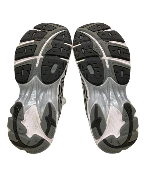 asics（アシックス）asics (アシックス) ローカットスニーカー ブラック×ホワイト サイズ:25㎝の古着・服飾アイテム