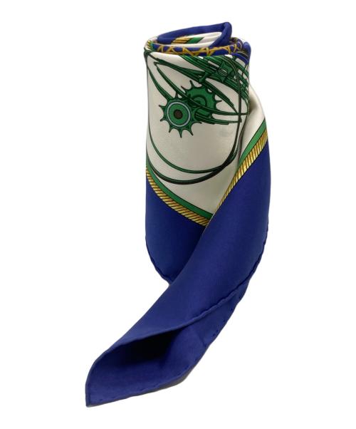 HERMES（エルメス）HERMES (エルメス) カレ90 シルクスカーフ / LES VOITURES A TRANSFORMATION ホワイト×ブルーの古着・服飾アイテム