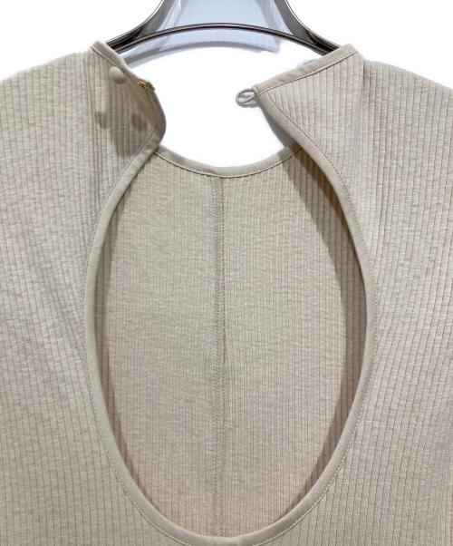 Mame Kurogouchi（マメクロゴウチ）Mame Kurogouchi (マメクロゴウチ) オープンバックワンピース ベージュ サイズ:2の古着・服飾アイテム