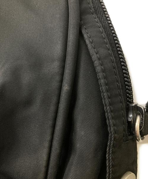 PRADA（プラダ）PRADA (プラダ) ナイロンハンドバッグ ブラックの古着・服飾アイテム