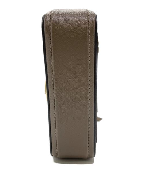 MARC JACOBS（マークジェイコブズ）MARC JACOBS (マークジェイコブズ) スナップショット / ショルダーバッグ ベージュの古着・服飾アイテム