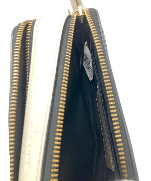 MARC JACOBS（マークジェイコブズ）MARC JACOBS (マークジェイコブズ) スナップショット / ショルダーバッグ ベージュの古着・服飾アイテム