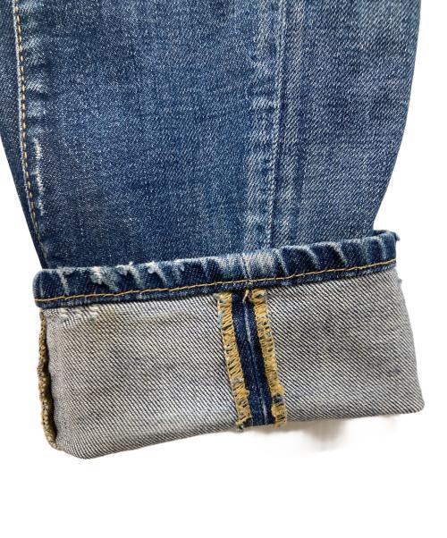 DSQUARED2（ディースクエアード）DSQUARED2 (ディースクエアード) ペイントクラッシュ立体裁断デニムパンツ ブルー サイズ:46の古着・服飾アイテム