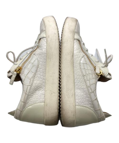 GIUSEPPE ZANOTTI（ジュゼッペザノッティ）GIUSEPPE ZANOTTI (ジュゼッペザノッティ) 型押しローカットスニーカー ホワイト サイズ:25.5㎝の古着・服飾アイテム