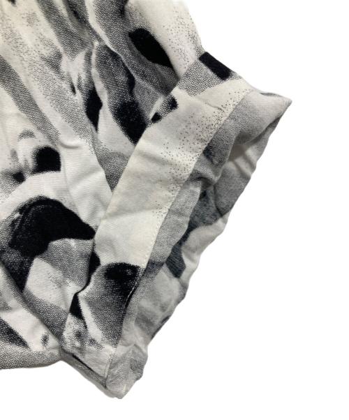 SUPREME（シュプリーム）SUPREME (シュプリーム) Flamingo Shirt ホワイト×ブラック サイズ:Mの古着・服飾アイテム