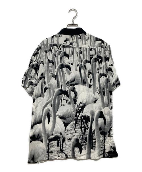 SUPREME（シュプリーム）SUPREME (シュプリーム) Flamingo Shirt ホワイト×ブラック サイズ:Mの古着・服飾アイテム