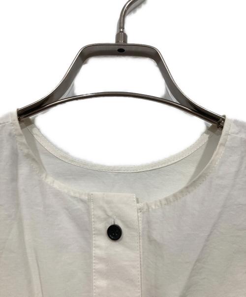 LOHEN（ローヘン）LOHEN (ローヘン) ノースリーブブラウス ホワイト サイズ:Freeの古着・服飾アイテム