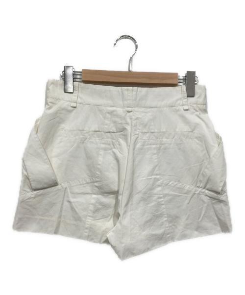 LOUIS VUITTON（ルイ ヴィトン）LOUIS VUITTON (ルイ ヴィトン) ショートパンツ ホワイト サイズ:38の古着・服飾アイテム