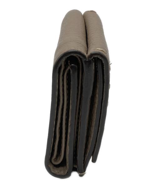 FENDI（フェンディ）FENDI (フェンディ) 3つ折り財布 ベージュの古着・服飾アイテム