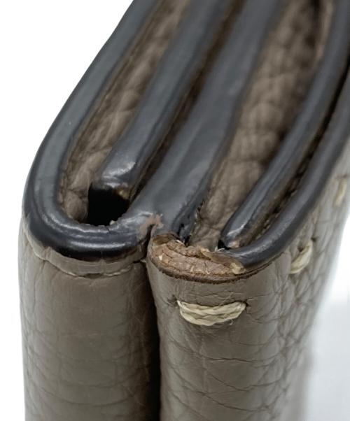 FENDI（フェンディ）FENDI (フェンディ) 3つ折り財布 ベージュの古着・服飾アイテム