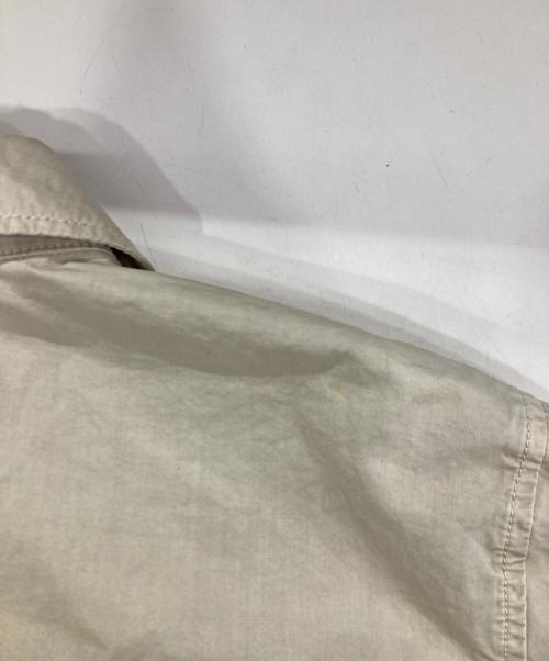 STONE ISLAND（ストーンアイランド）STONE ISLAND (ストーンアイランド) ロゴワッペンダブルフラップポケットジャケット ベージュ サイズ:Mの古着・服飾アイテム