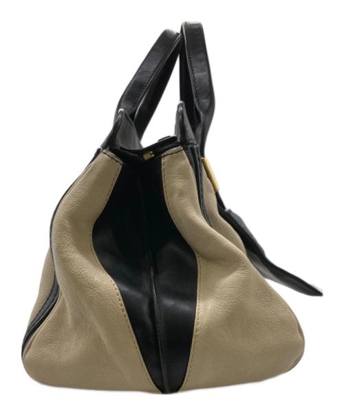 Chloe（クロエ）Chloe (クロエ) アリス2WAYバッグ ホワイト×ブラックの古着・服飾アイテム