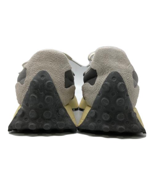NEW BALANCE（ニューバランス）NEW BALANCE (ニューバランス) ローカットスニーカー/U327WRF グレー サイズ:23.5㎝の古着・服飾アイテム