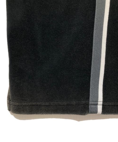 SUPREME（シュプリーム）Supreme (シュプリーム) ベロア半袖シャツ / Velour Warm Up ブラック サイズ:XLの古着・服飾アイテム