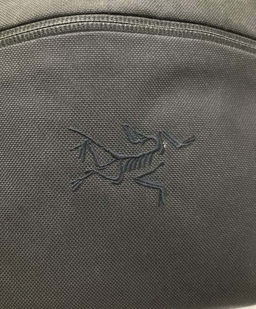 ARC'TERYX（アークテリクス）ARC'TERYX (アークテリクス) ショルダーバッグ ブラックの古着・服飾アイテム