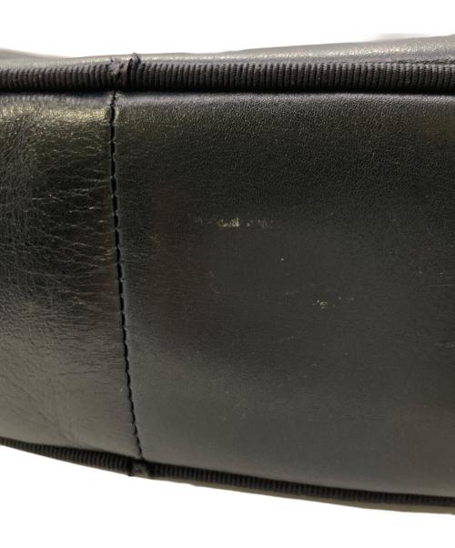 Salvatore Ferragamo（サルヴァトーレ フェラガモ）Salvatore Ferragamo (サルヴァトーレ フェラガモ) ショルダーバッグ ネイビーの古着・服飾アイテム