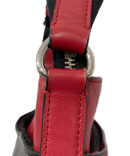 COACH（コーチ）COACH (コーチ) ショルダーバッグ ブラック×レッドの古着・服飾アイテム