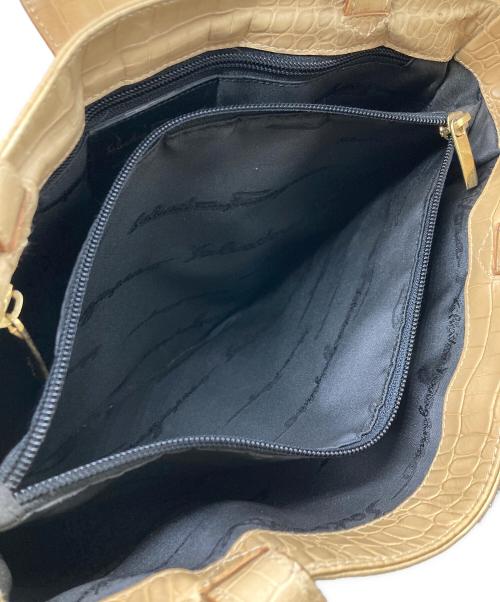 Salvatore Ferragamo（サルヴァトーレ フェラガモ）Salvatore Ferragamo (サルヴァトーレ フェラガモ) トートバッグ ベージュの古着・服飾アイテム