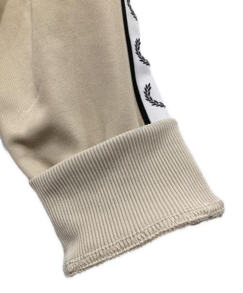 FRED PERRY（フレッドペリー）FRED PERRY (フレッドペリー) トラックジャケット ベージュ サイズ:Lの古着・服飾アイテム