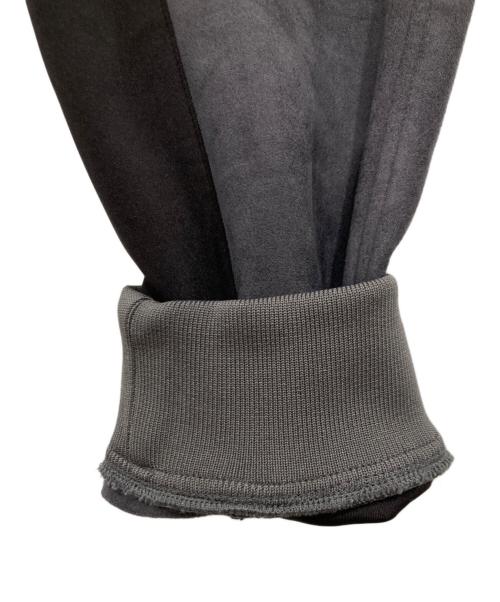 1piu1uguale3（ウノピュウノウグァーレトレ）1piu1uguale3 (ウノピュウノウグァーレトレ) ジョガーパンツ /  113 JOGGER PT グレー / DIAMOND GRAY サイズ:Vの古着・服飾アイテム