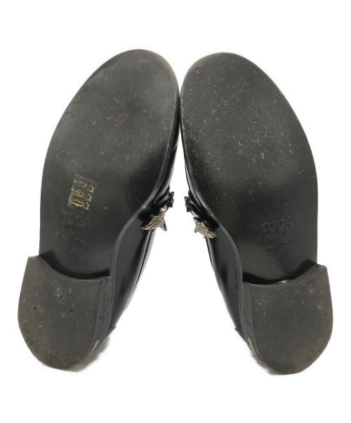 TOGA PULLA（トーガ プルラ）TOGA PULLA (トーガ プルラ) メタルローファー ブラック サイズ:37の古着・服飾アイテム