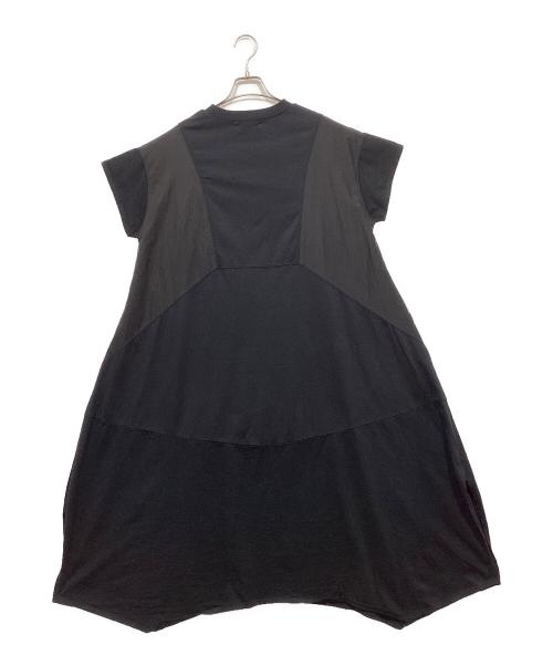 HeRIN.CYE（ヘリンドットサイ）HeRIN.CYE (ヘリンドットサイ) Trapezoid switching dress ブラック サイズ:FREEの古着・服飾アイテム