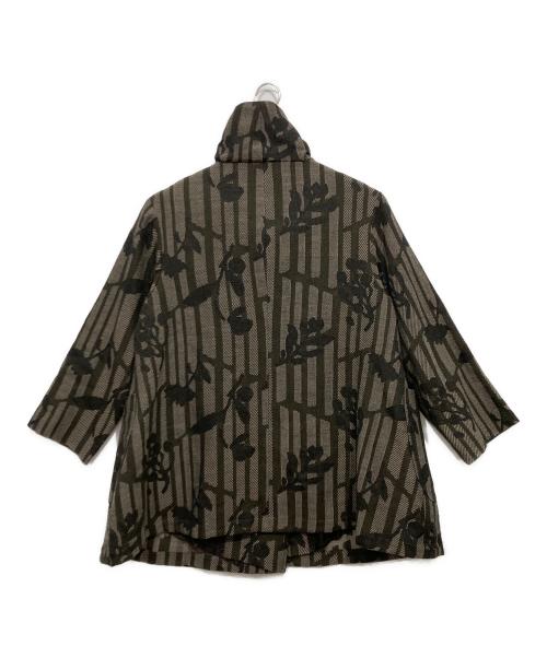 慈雨（ジウ）慈雨 (ジウ) スタンドカラーコート ブラウン サイズ:40の古着・服飾アイテム