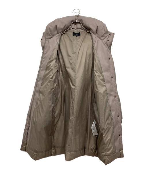 23区（ニジュウサンク）23区 (ニジュウサンク) ダウンコート ベージュ サイズ:Mの古着・服飾アイテム