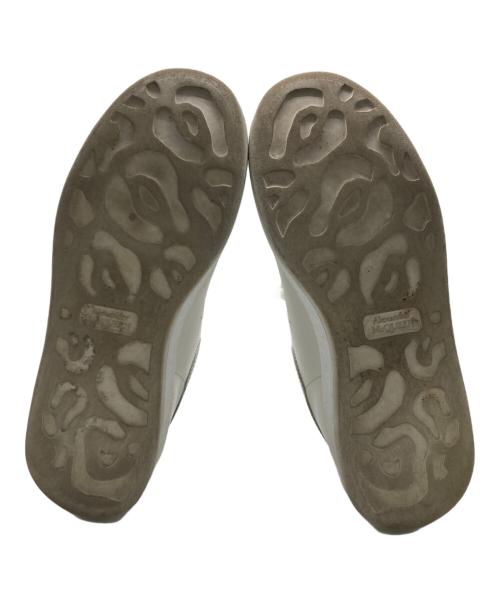 ALEXANDER McQUEEN（アレキサンダーマックイーン）ALEXANDER McQUEEN (アレキサンダーマックイーン) オーバーサイズドスニーカー ホワイト サイズ:41の古着・服飾アイテム