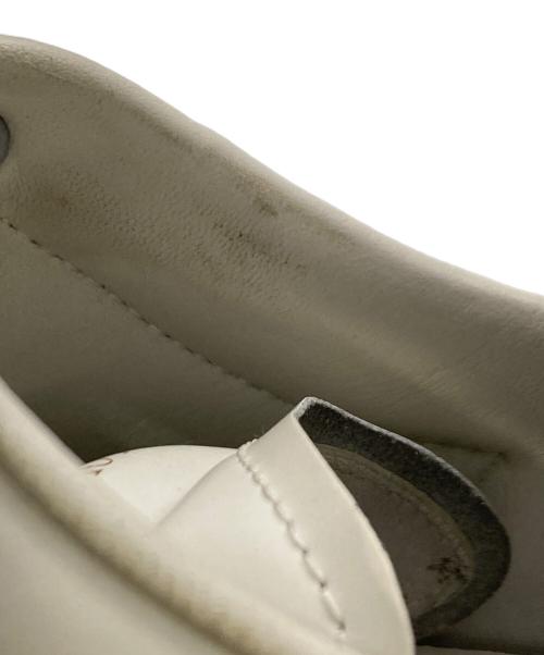 ALEXANDER McQUEEN（アレキサンダーマックイーン）ALEXANDER McQUEEN (アレキサンダーマックイーン) オーバーサイズドスニーカー ホワイト サイズ:41の古着・服飾アイテム