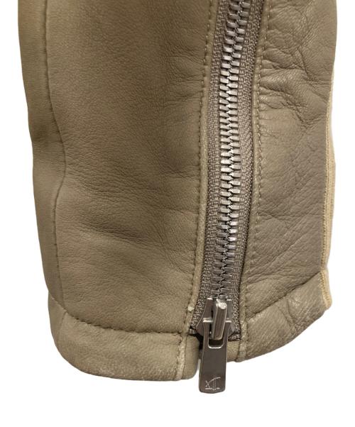 NO ID.（ノーアイディー）NO ID. (ノーアイディー) ラムレザーハイカラーブルゾン ベージュ サイズ:1の古着・服飾アイテム