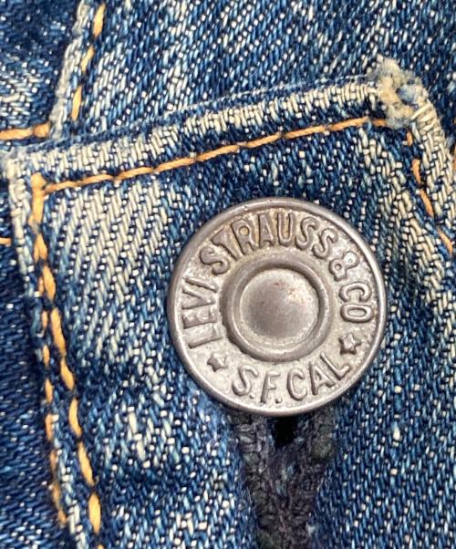 LEVI'S（リーバイス）LEVI'S (リーバイス) 501XXデニムパンツ/均等V オフセット 足長R 隠しリベットあり  ブルー サイズ:表記なしの古着・服飾アイテム