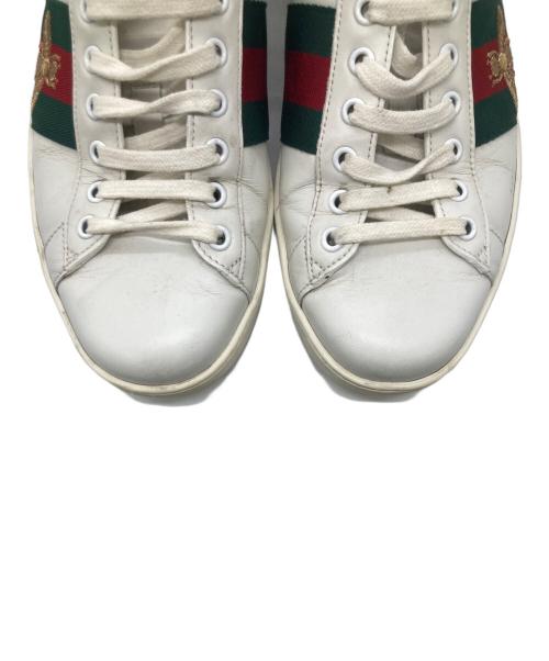GUCCI（グッチ）GUCCI (グッチ) ビー刺繍ローカットスニーカー /  Ace Embroidered ホワイト サイズ:25.5㎝の古着・服飾アイテム