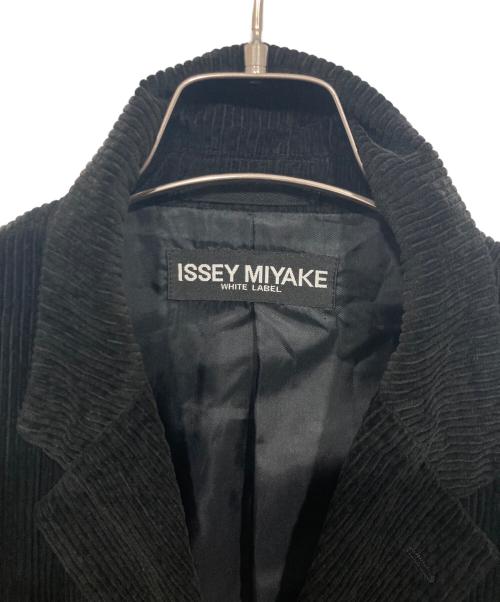ISSEY MIYAKE（イッセイミヤケ）ISSEY MIYAKE (イッセイミヤケ) コーデュロイジャケット ブラック サイズ:2の古着・服飾アイテム