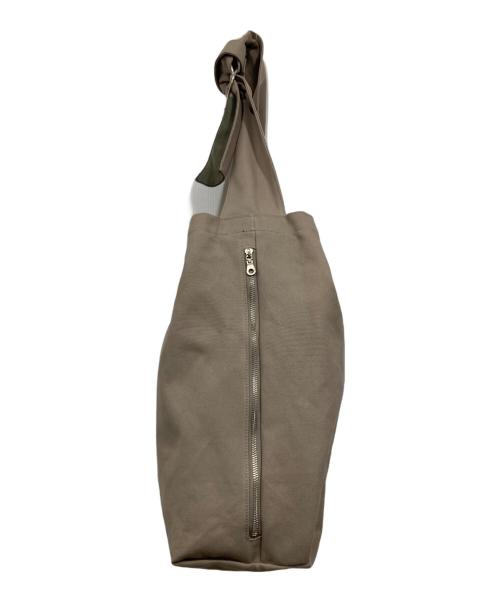 yorozu（ヨロズ）yorozu (ヨロズ) たすきショルダーバッグ グレーの古着・服飾アイテム
