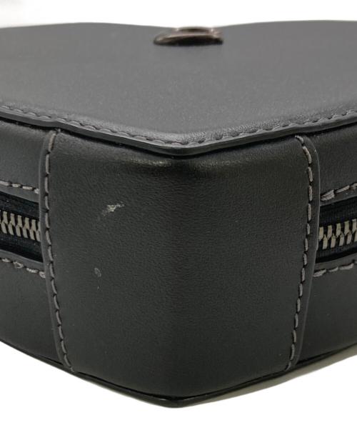 COACH（コーチ）COACH (コーチ) ハート クロスボディ 14/ショルダーバッグ ブラックの古着・服飾アイテム